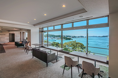 ラウンジカーボ