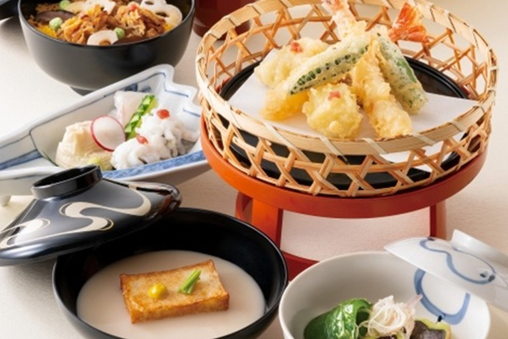 京懐石「美濃吉」心斎橋御堂筋店